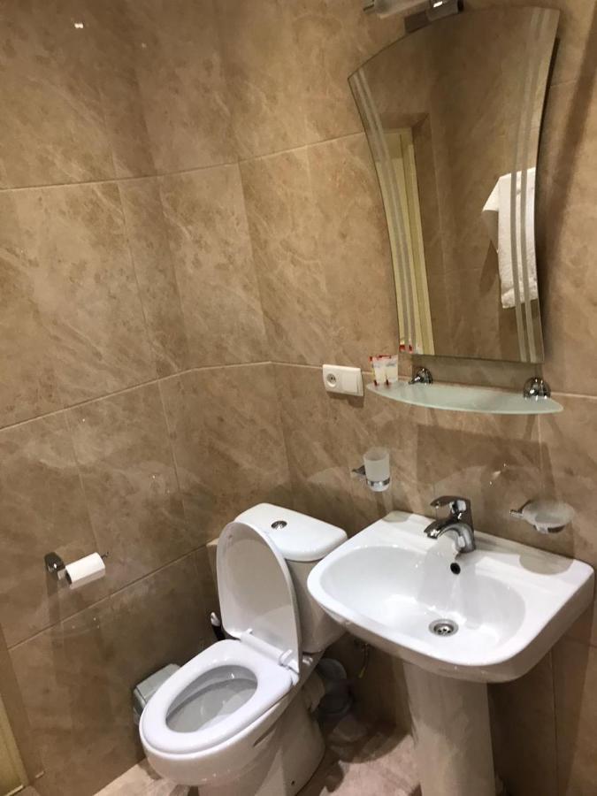 Rustaveli Apartment City Centre Tbilisi Luaran gambar